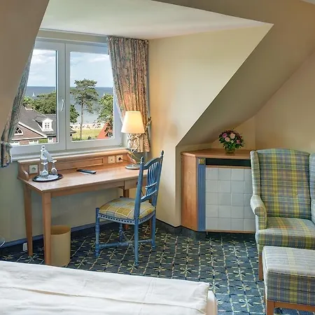 Country Timmendorfer فندق