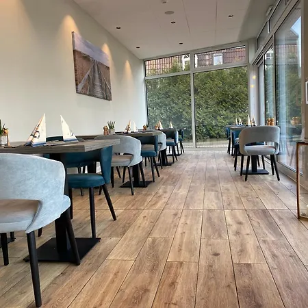 호텔 Country Timmendorfer