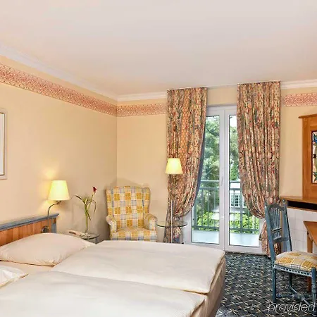 Hotel Country Timmendorfer 4*