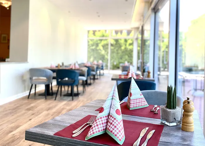 호텔 Country Timmendorfer 4*